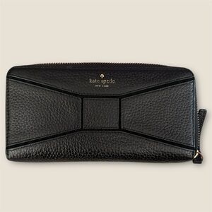 Kate Spade Black Textured Wallet